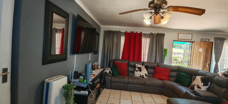 3 Bedroom Property for Sale in Dana Bay Western Cape